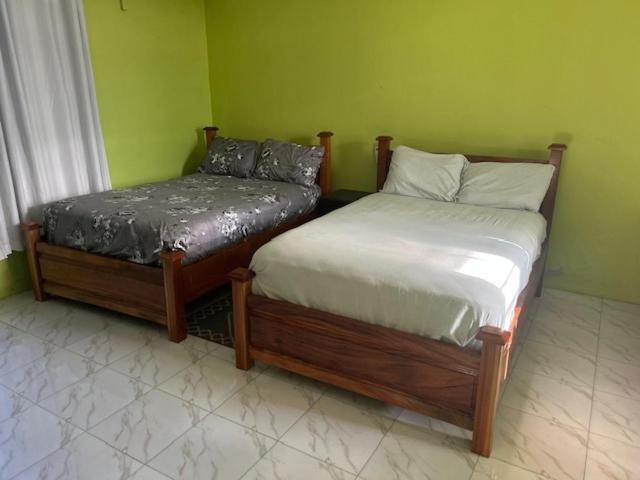 Oneworld Guesthouse & Events Centre Accra Esterno foto