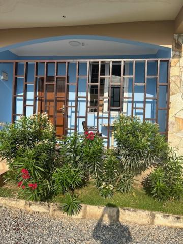 Oneworld Guesthouse & Events Centre Accra Esterno foto